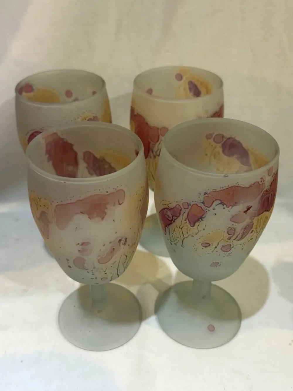 Set of 4 Rueven Nouveau Art Glass Stem Wine Glasses Frosted Satin Finish